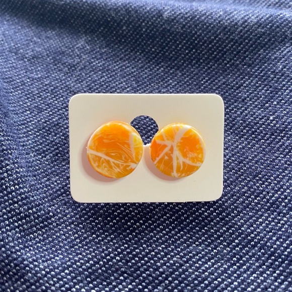 $5 when you buy another item! - Picture 1 of 3